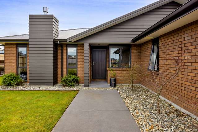 6 Montague Grove Stratford_1