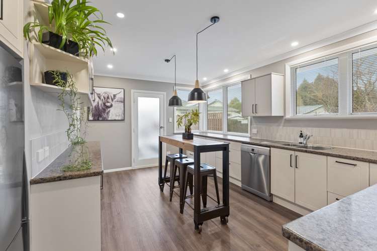 4a Hood Avenue Heretaunga_0