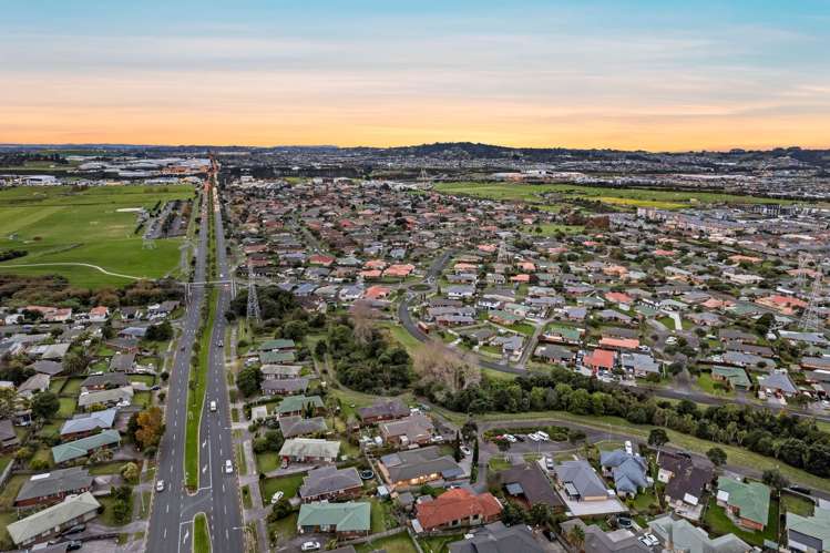 22 Sambrooke Crescent Flat Bush_32