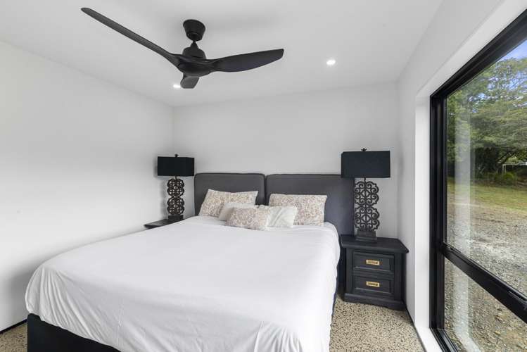 127 Bethells Road Waitakere_14