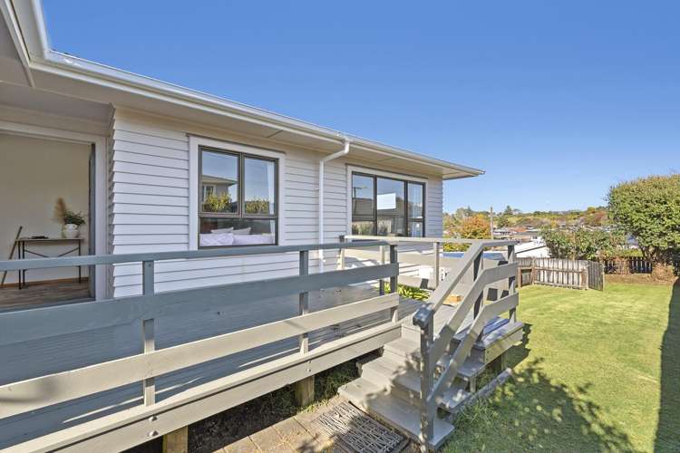 8 Hughson Street Waitara_21