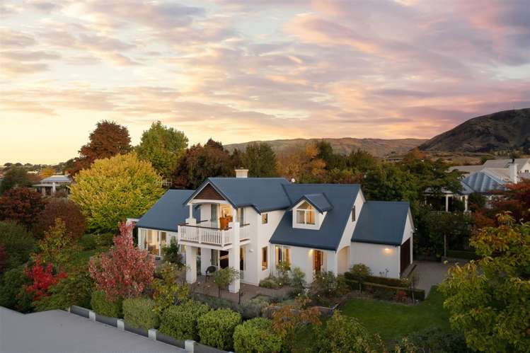 76 Meadowstone Drive Wanaka_1