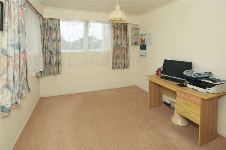 54 Acacia Crescent Glenview_9