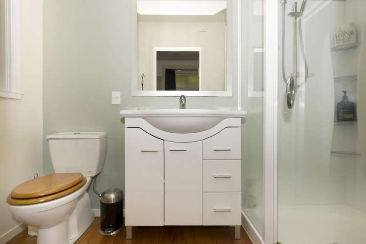 22 Hurahura Road Inner Kaiti_11