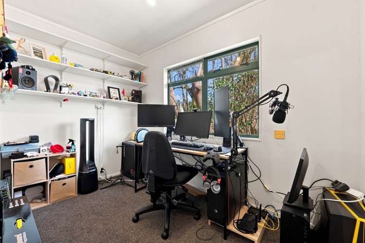 2/243 Main Highway Ellerslie_17