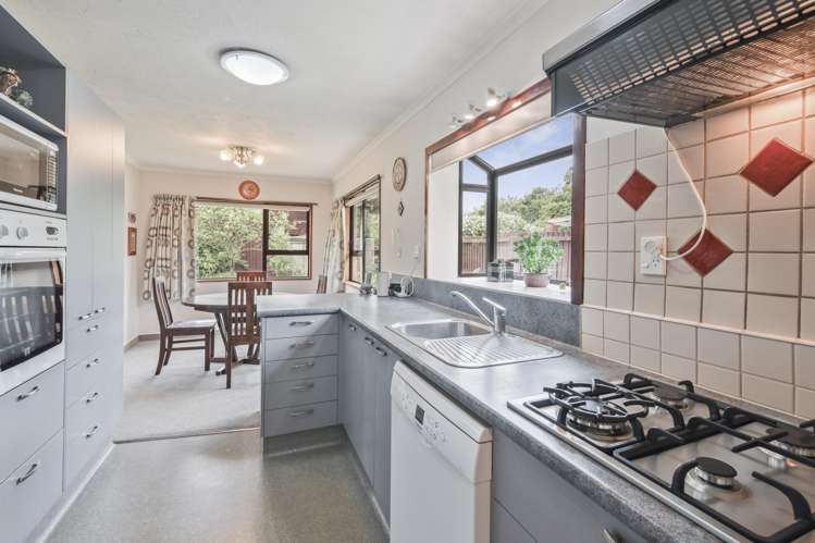 68 Lake Terrace Road Burwood_2