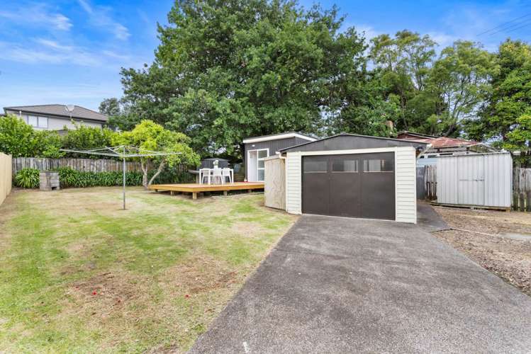 15 Rambler Crescent Beach Haven_14