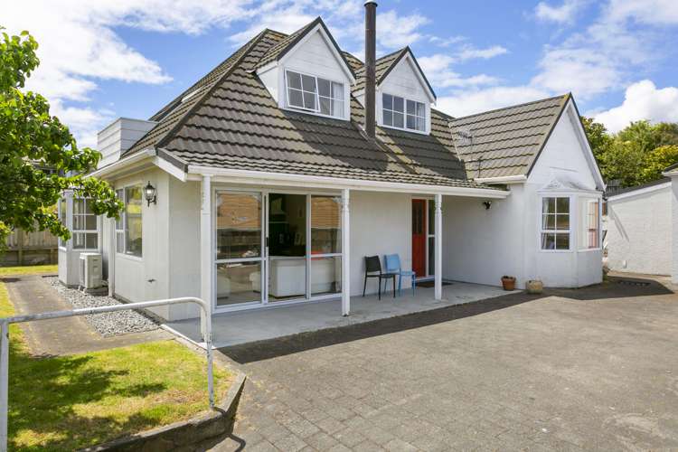 3 Te Hatepe Avenue Taupo_20