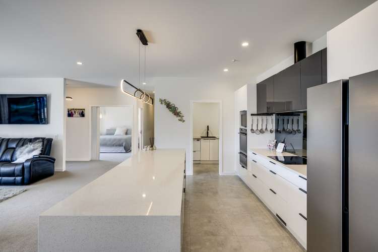 91 Oak Road Poraiti_8