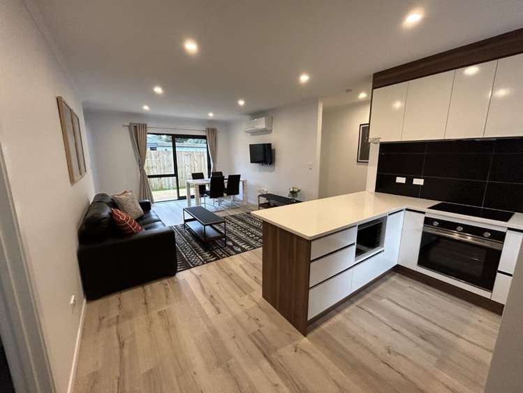 2E/23 Hibiscus Avenue Hamilton Lake_5