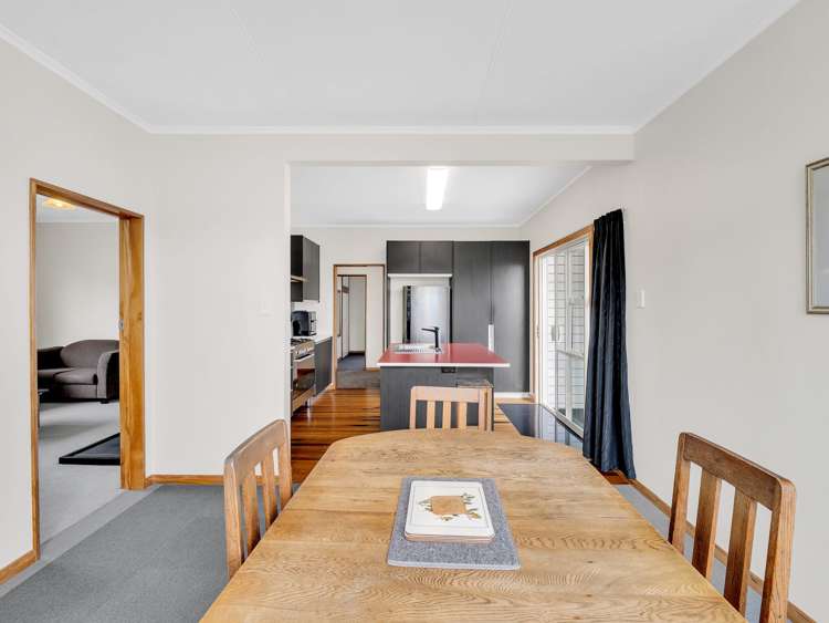 27 Moore Avenue Tawhero_7