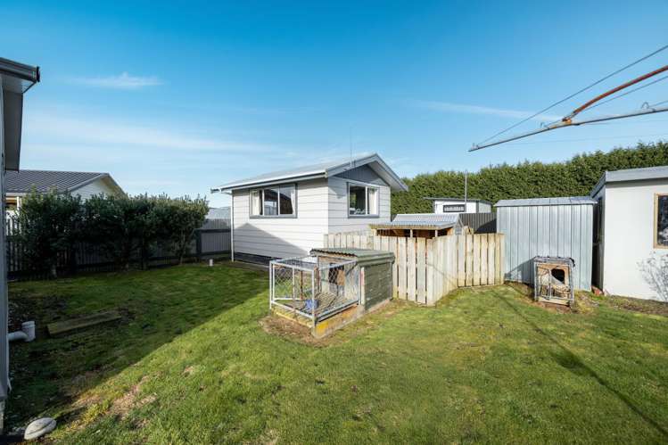 19 Peace Street Tuatapere_25