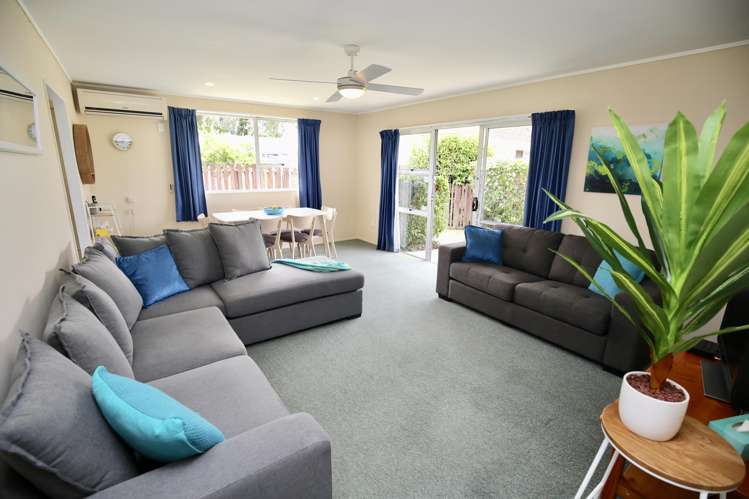 15a Sandalwood Drive Dinsdale_0