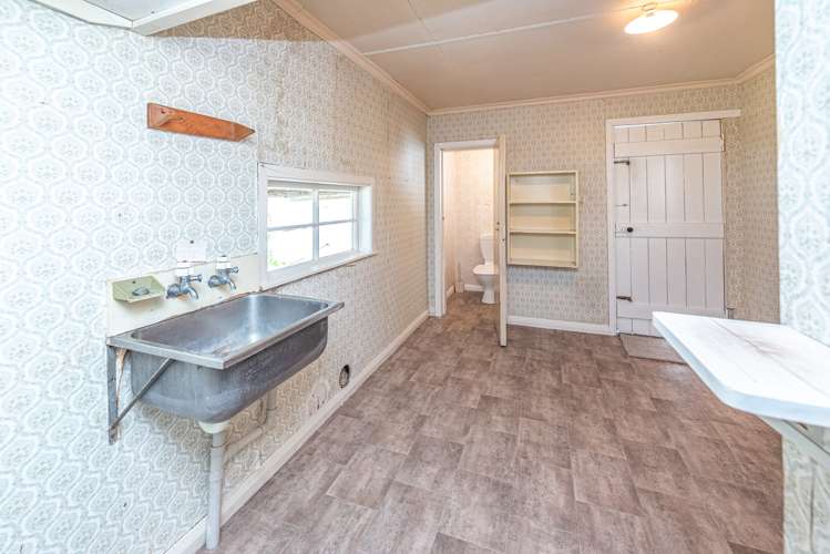 253 Somme Parade Aramoho_16