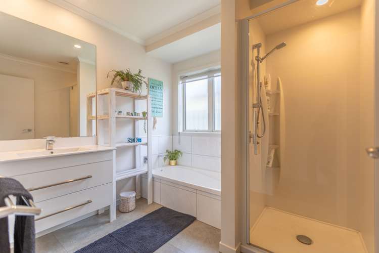 24 Pelorus Avenue Poraiti_23