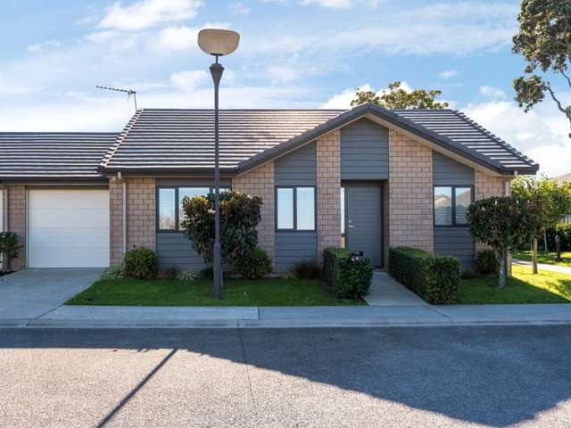 9 Royalle Mews Botany Downs_3