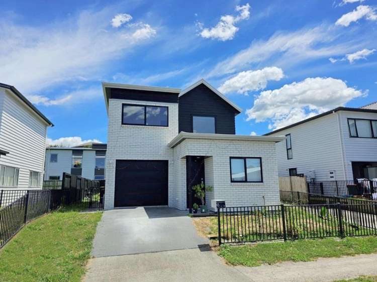 43 Ridgedale Crescent 2743_1