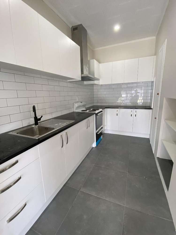 8 Rosella Road 2371_3