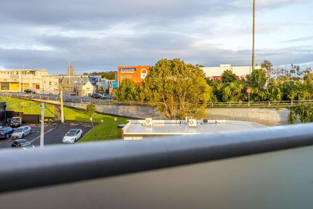 2F/15 Minnie Street Eden Terrace_2