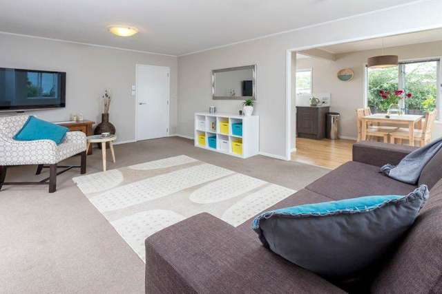 2/1 Tyndrum Place Highland Park_1