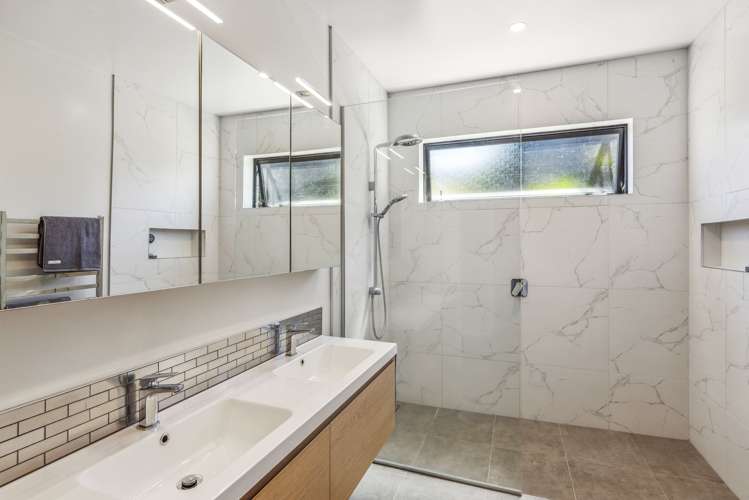 15 Karekare Road Raumati South_7