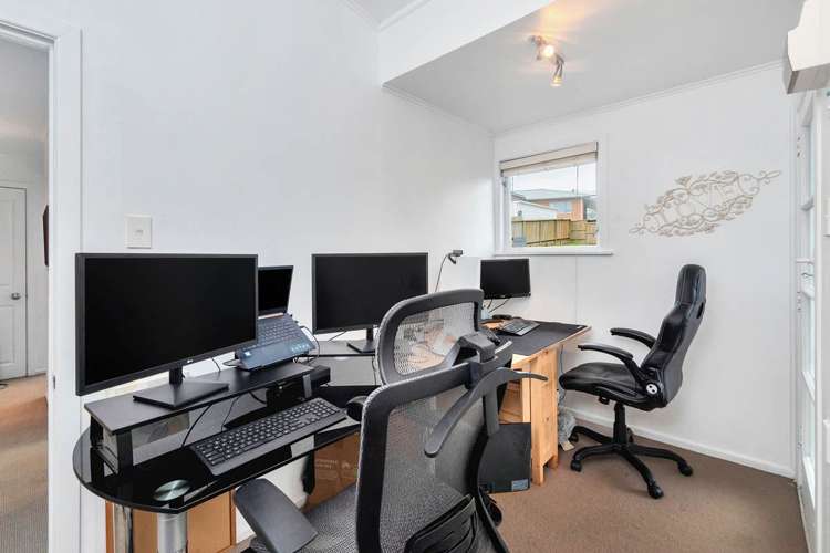 89 Bond Crescent Forrest Hill_12