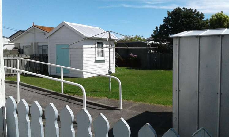 81 Ira Street Miramar_16