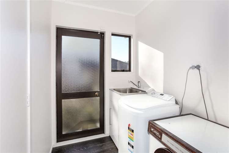 7 Landon Place Pukekohe_14