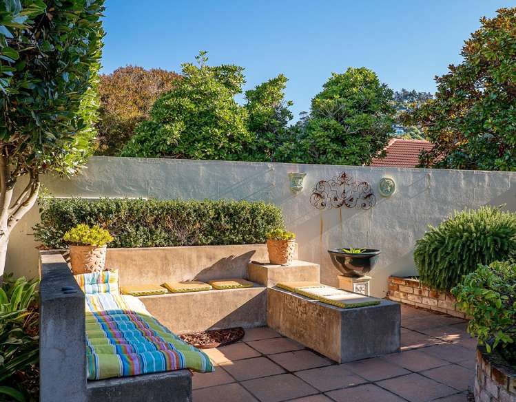 1/6 Burgess Street Sumner_18