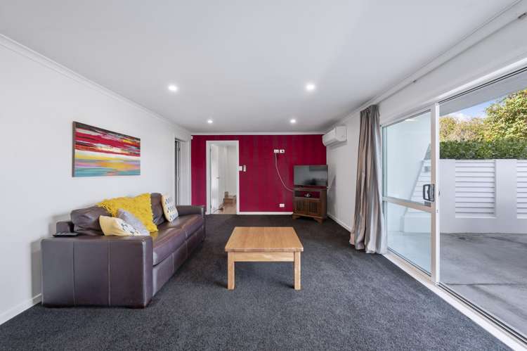 7 Simmonds Crescent Springfield_18