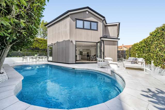 Modern Quality, Executive Living