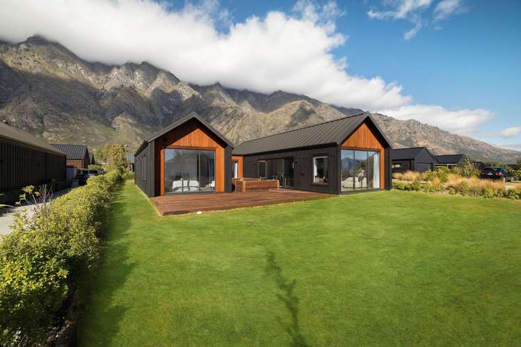 19 Glenfiddich Road_0
