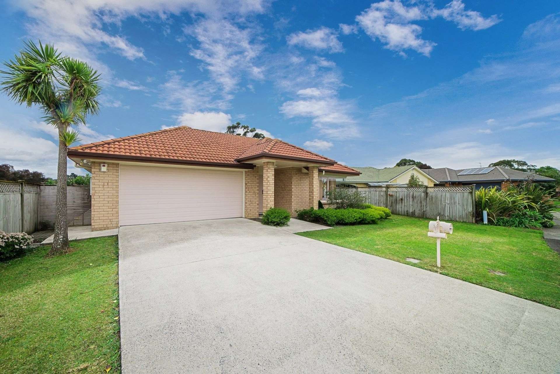 6 Atworth Way Pakuranga Heights_0