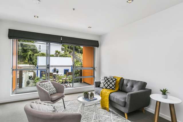 6d/1 Hanson Street Mount Cook_2