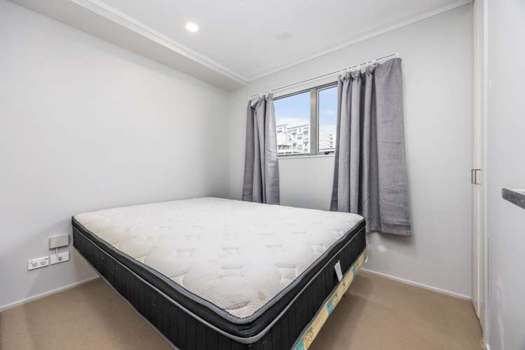 601/53 Cook Street Auckland Central_6