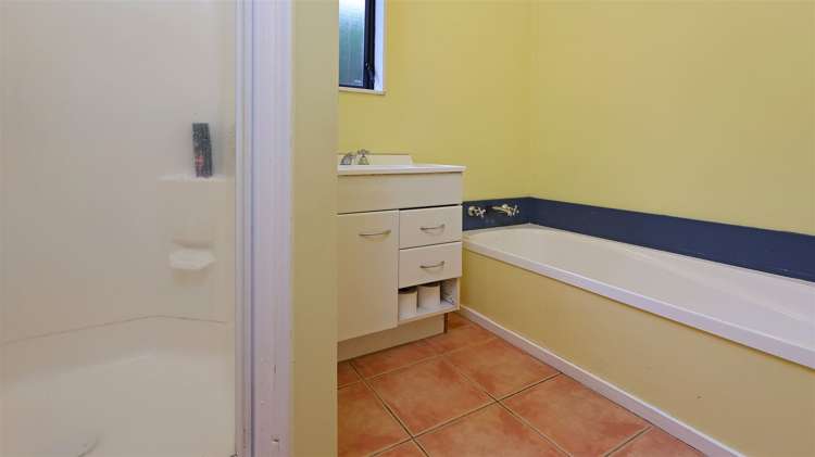 174a Henderson Valley Road Henderson_16