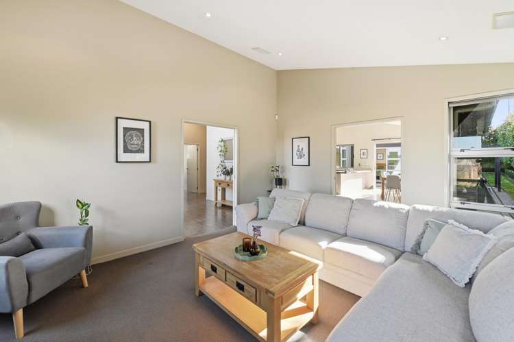6 Baxendale Drive Matipo Heights_6