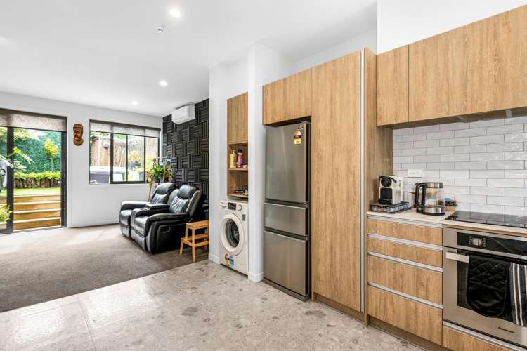 3/23 Middleton Road_4