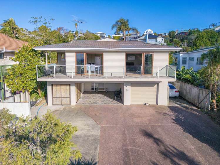 33 Surf Road Stanmore Bay_24
