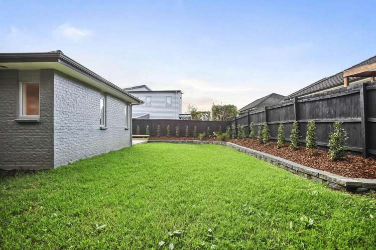108 Simpson Road Henderson Heights_32