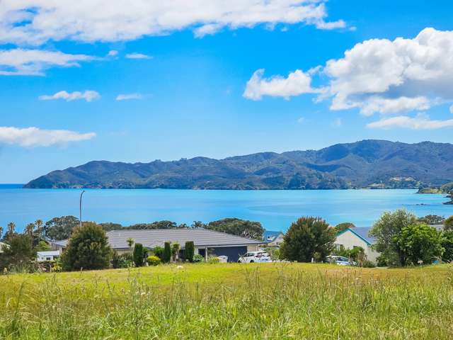 8 Freyja Crescent Coopers Beach_2