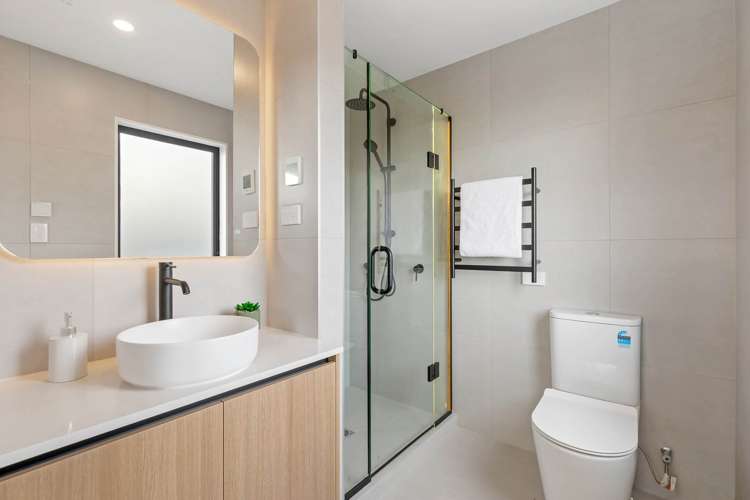 82 Awa Uru Road Orewa_16