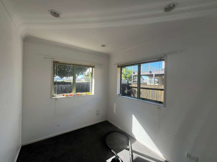 10B Nadine Place Mangere Bridge_25