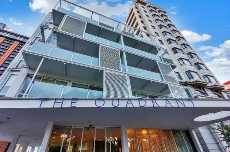 1002/10 Waterloo Quadrant Auckland Central_11