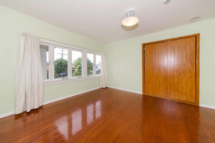 14 Kokiri Street Te Atatu South_20