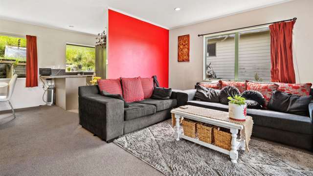 13 James Cook Drive Welcome Bay_4