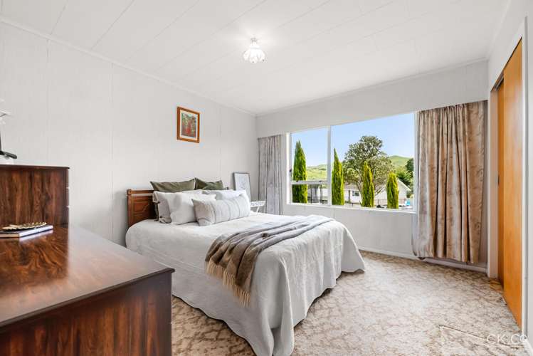 13 Christchurch Crescent Kelson_8