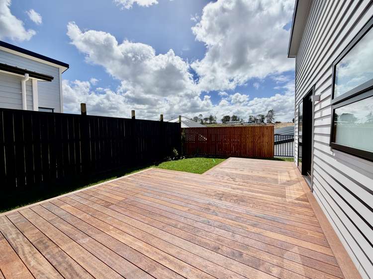 36 Tukutata Crescent Milldale_18