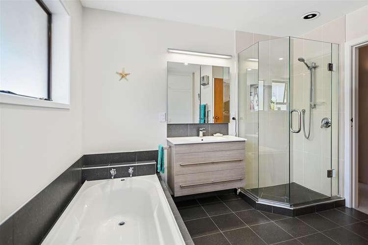 11 Molesworth Place Somerfield_8