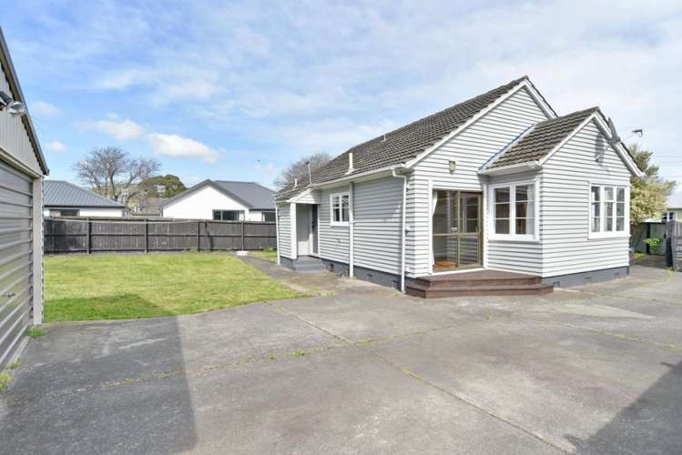 2 Davis Place Woolston_7